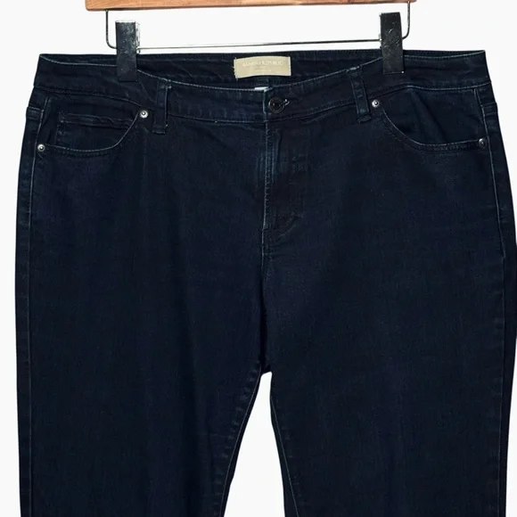 Banana Republic Straight Leg Jeans Women’s 14P Petite Dark Wash Stretch Denim - Picture 4 of 13